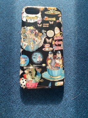 Alice in wonderland SE phone case- BRAND NEW